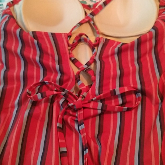 🆕🐡striped bathing suit - Picture 4 of 5